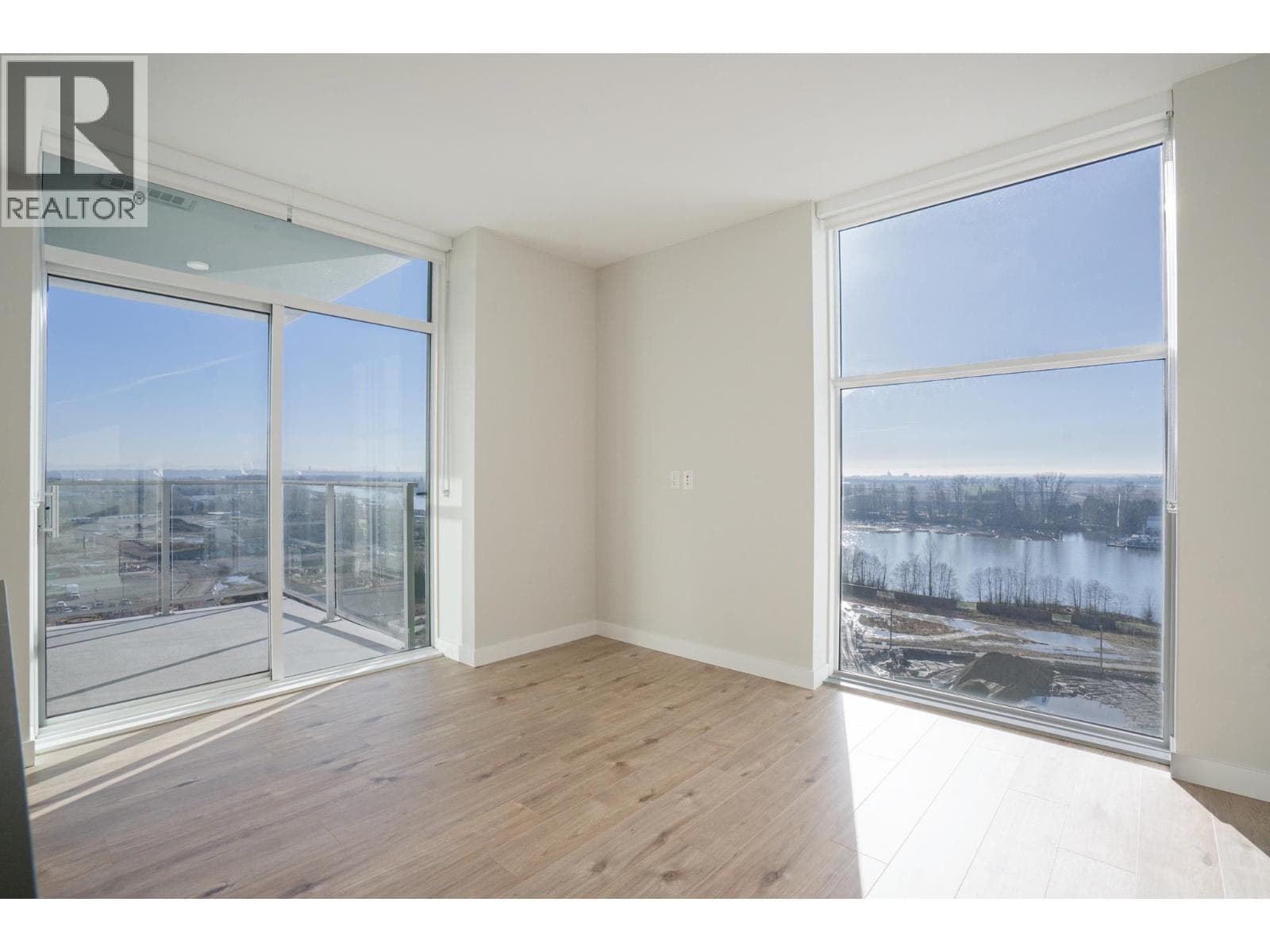 1309 3430 E KENT AVENUE SOUTH AVENUE