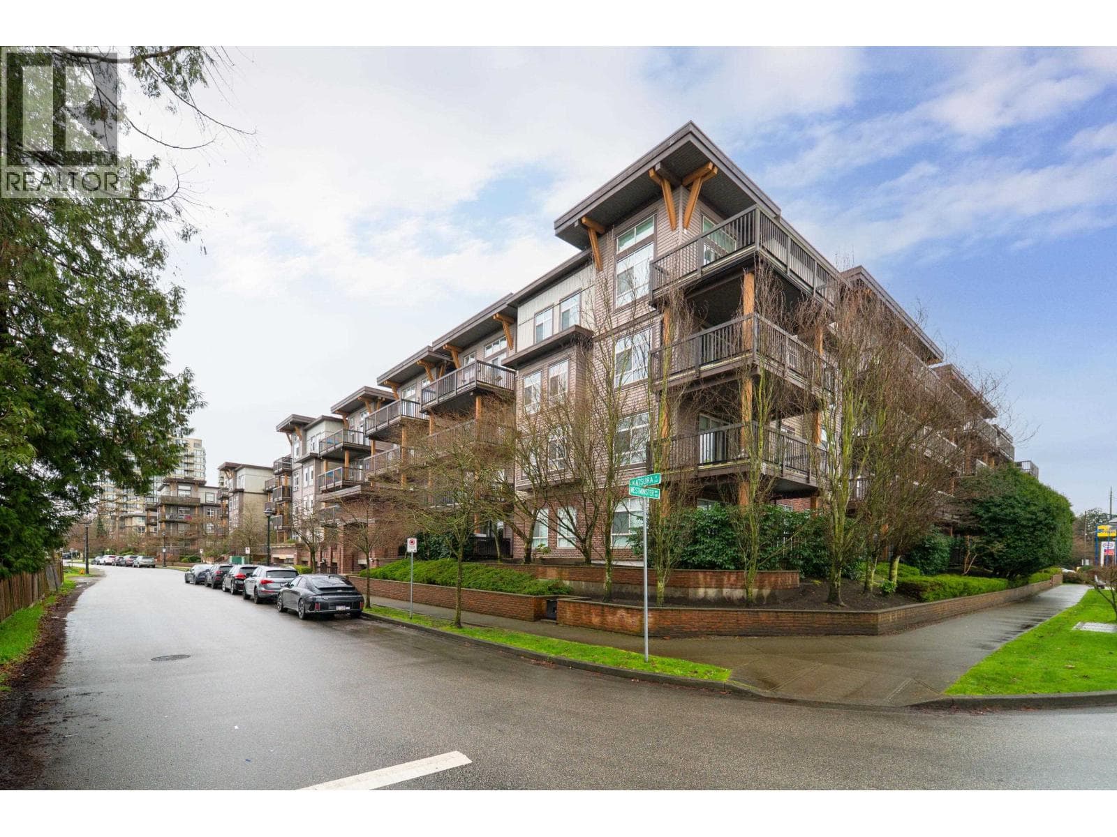 322 6033 KATSURA STREET
